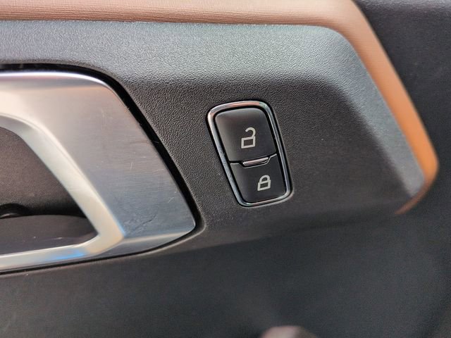 Used 2023 Ford Bronco Outer Banks image 14