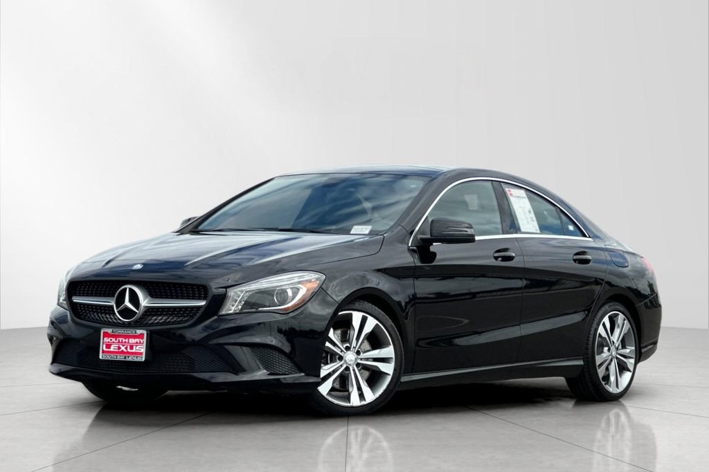 Used 2014 Mercedes-Benz CLA 250 image 2