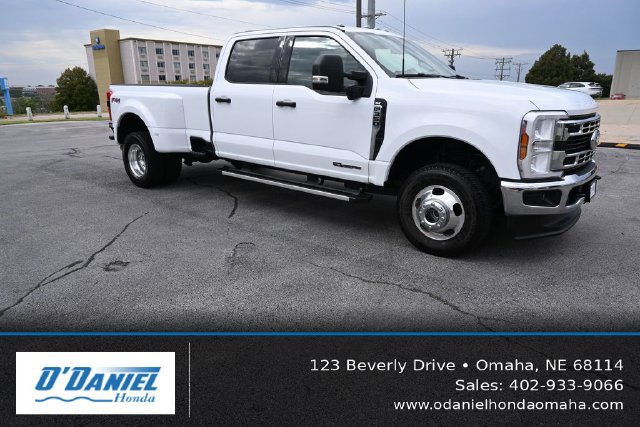 Used 2025 Ford F350 XLT w/ 360-Degree Camera Package AWD/4WD image 38