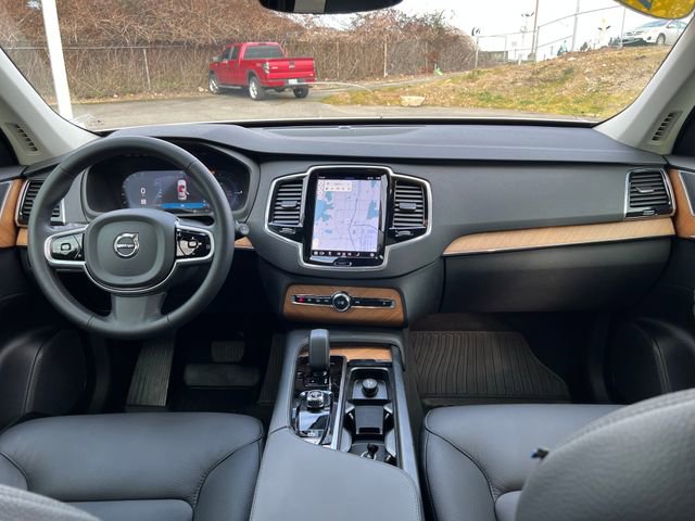 Used 2025 Volvo XC90 T8 Plus w/ Protection Package Premier image 14