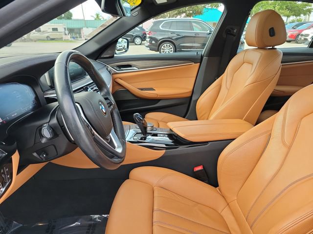 Used 2020 BMW 530e xDrive w/ Premium Package image 18