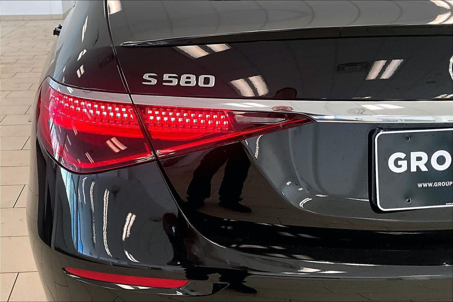 Used 2024 Mercedes-Benz S 580 4MATIC Sedan image 29