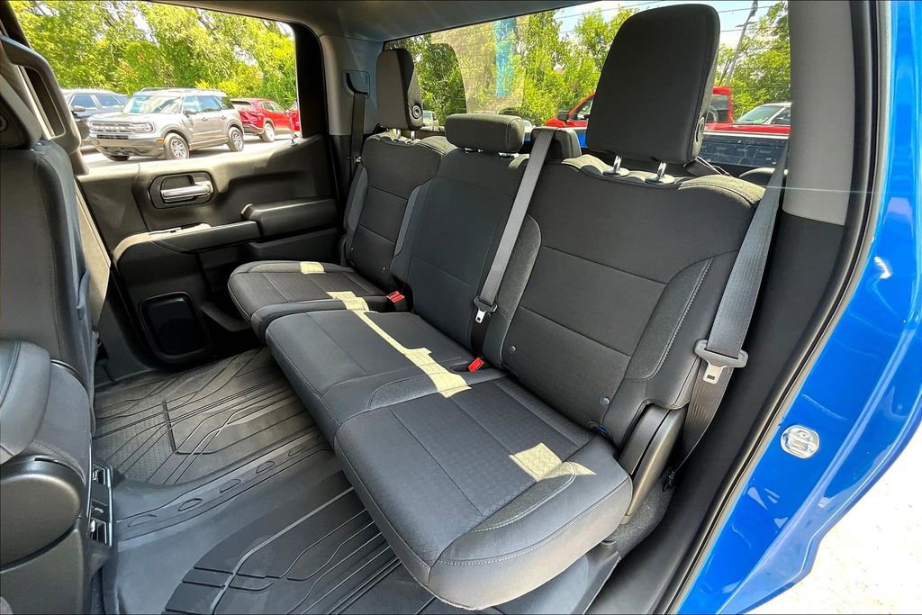 New 2026 Chevrolet Silverado 1500 Custom AWD/4WD image 10