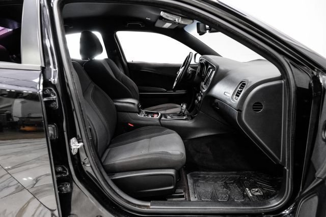 Used 2018 Dodge Charger R/T RWD image 34