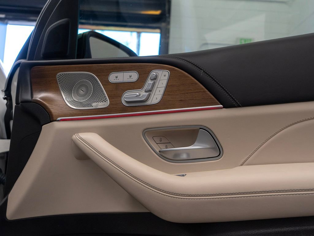 Used 2022 Mercedes-Benz GLS 63 AMG 4MATIC image 33