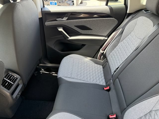 Certified 2025 Volkswagen Tiguan S FWD image 19
