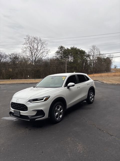Used 2025 Honda HR-V LX image 17