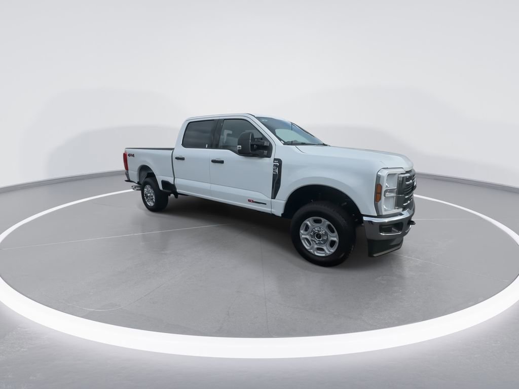 New 2026 Ford F250 XLT image 2