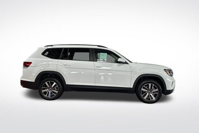 Certified 2023 Volkswagen Atlas SE AWD/4WD image 3