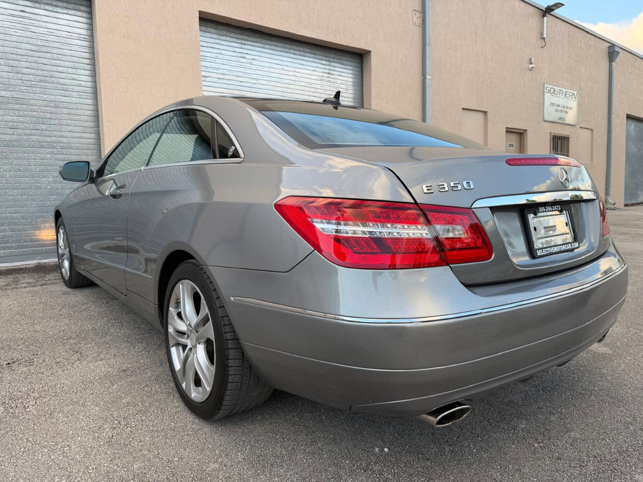 Used 2010 Mercedes-Benz E 350 Coupe image 9