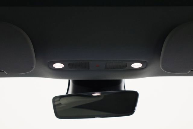 Used 2021 Tesla Model 3 Standard Range Plus image 26