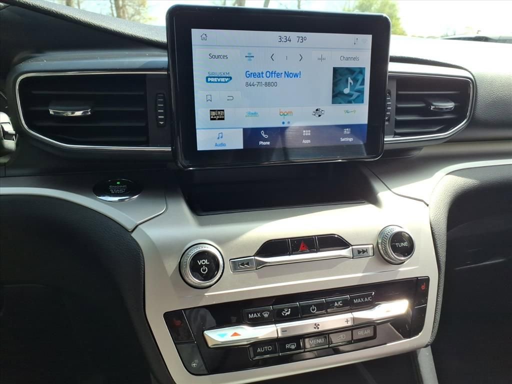 Used 2021 Ford Explorer XLT w/ Equipment Group 202A AWD/4WD image 22