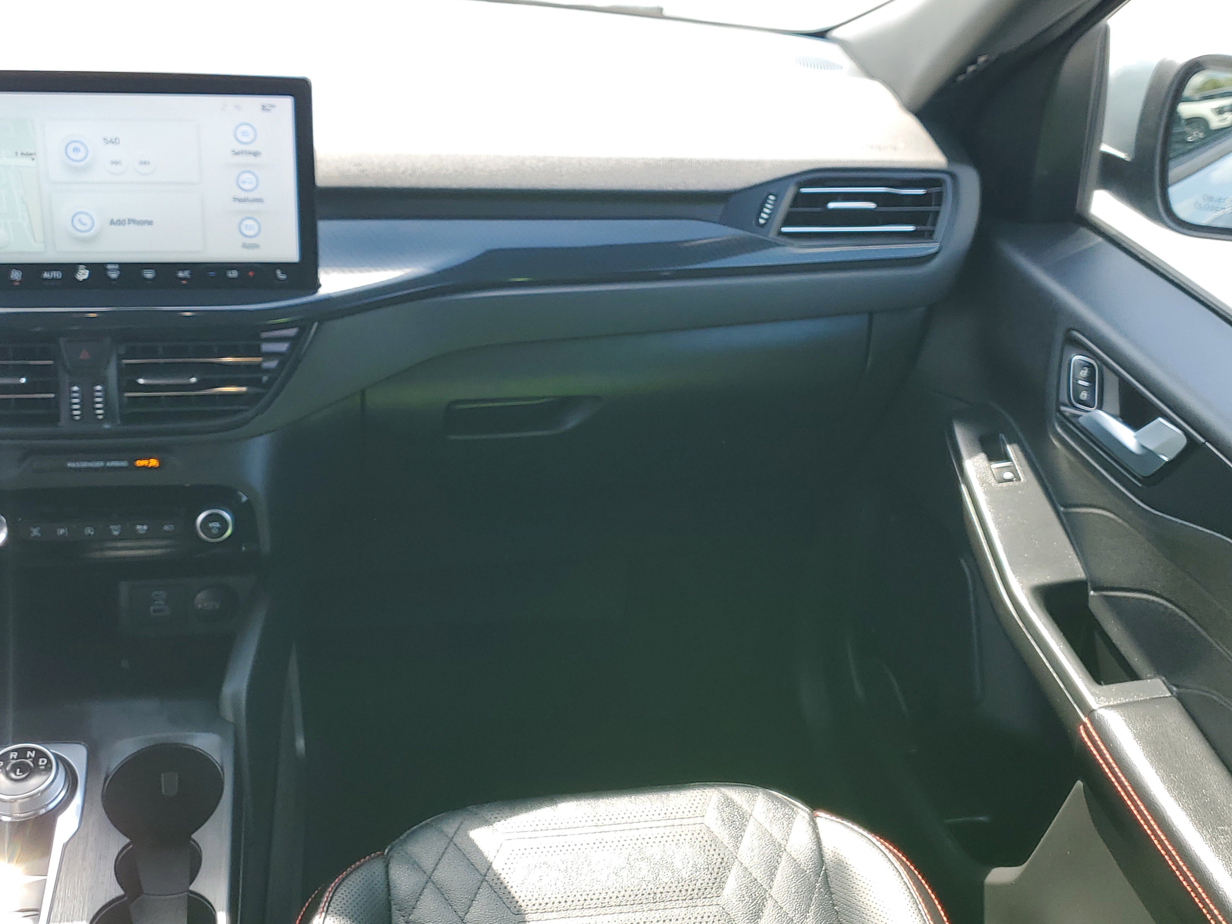 Certified 2023 Ford Escape ST-Line Elite w/ Premium Technology Package image 15