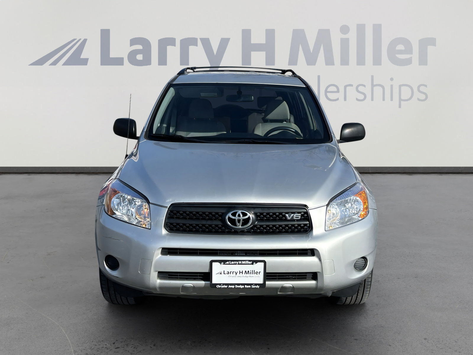 Used 2007 Toyota RAV4 Base image 3