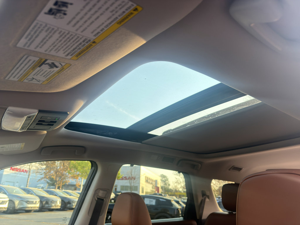 New 2026 Nissan Pathfinder Platinum image 31