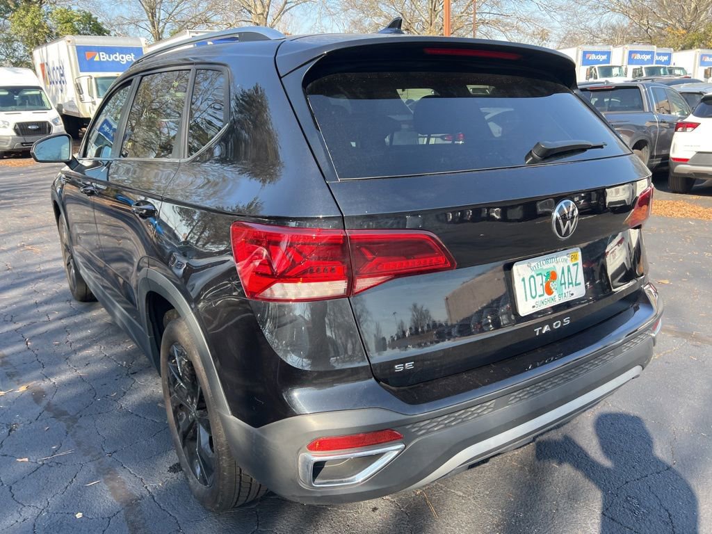 Used 2024 Volkswagen Taos SE image 7