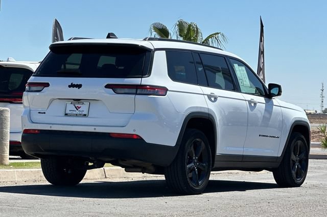 Certified 2023 Jeep Grand Cherokee L Laredo AWD/4WD image 6