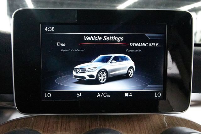 Used 2019 Mercedes-Benz GLC 300 4MATIC image 15