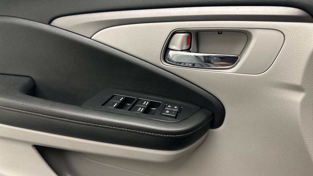 Used 2020 Honda Ridgeline RTL image 18