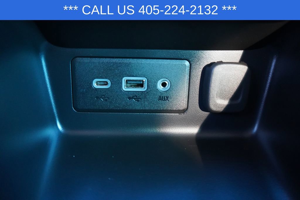 Used 2024 GMC Terrain SLE image 34