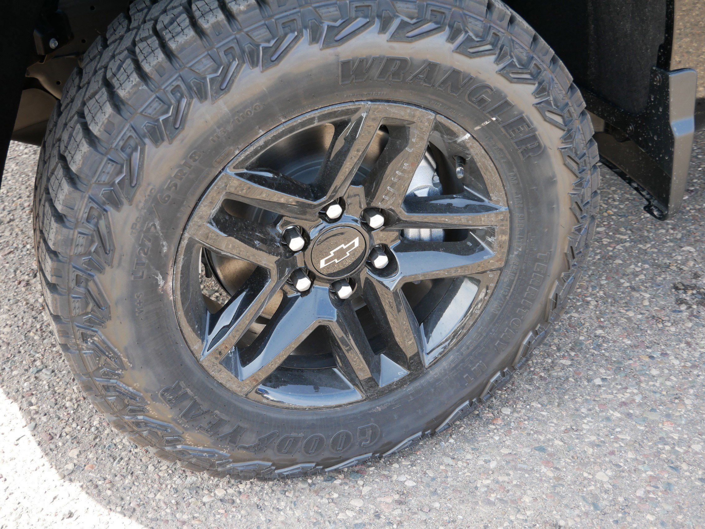 New 2026 Chevrolet Silverado 1500 Custom Trail Boss w/ Midnight Edition image 9