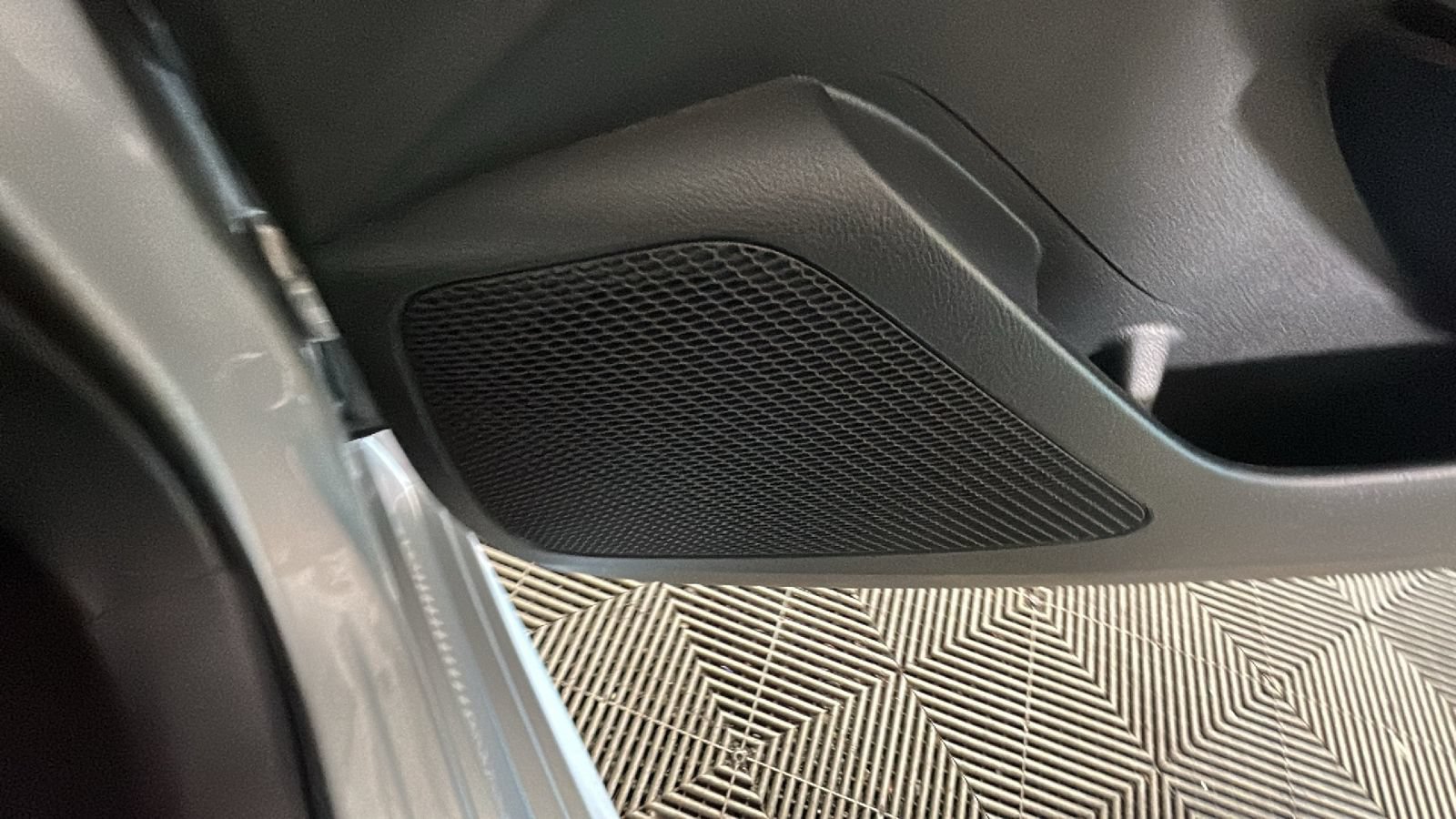 Used 2026 Toyota Corolla SE FWD image 37