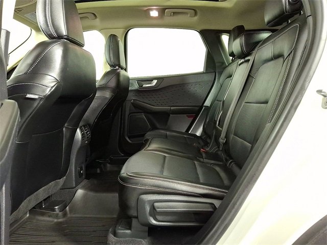 Used 2020 Ford Escape Titanium image 13