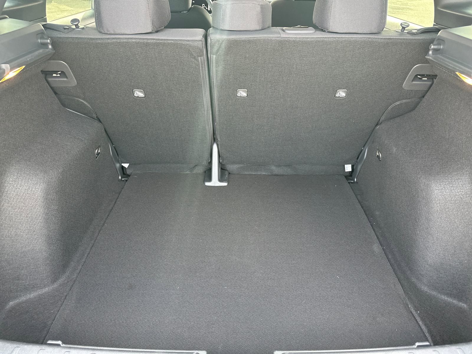 New 2026 Nissan Kicks S image 16