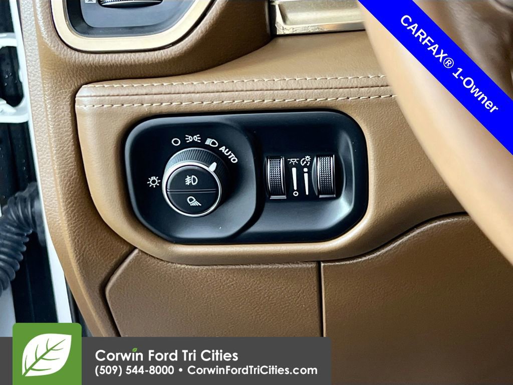 Used 2023 RAM 3500 Limited image 19