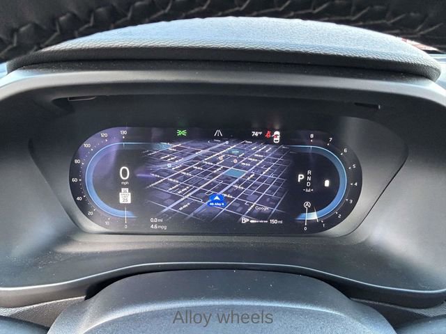 Used 2024 Volvo XC40 B5 Core image 23