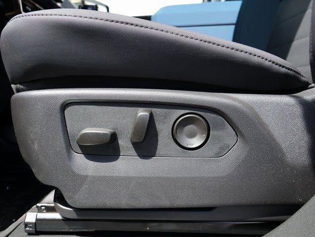 New 2025 GMC Hummer EV 2X w/ LPO, Dark Essentials Package image 22