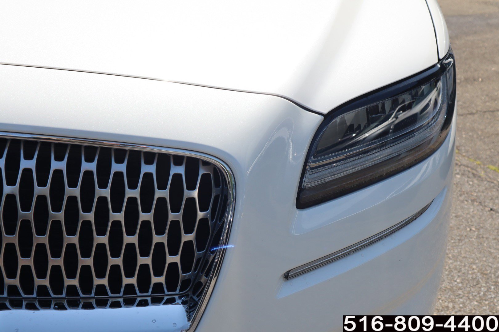 Used 2022 Lincoln Nautilus Reserve w/ Equipment Group 201A AWD/4WD image 9