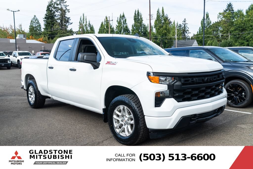 Used 2024 Chevrolet Silverado 1500 W/T w/ WT Value Package AWD/4WD image 1