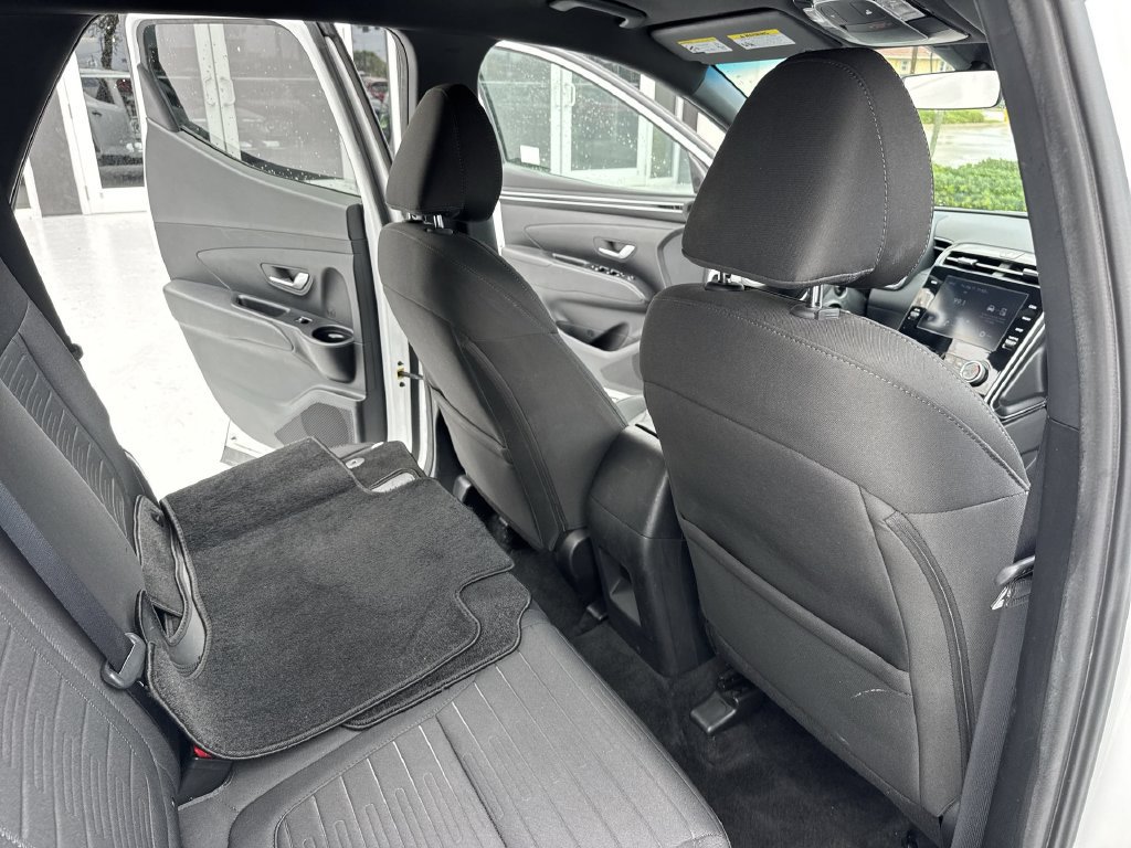 Used 2024 Hyundai Santa Cruz SE FWD image 33