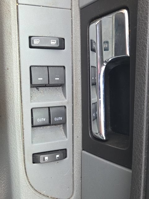 Used 2014 Ford F150 XLT w/ Equipment Group 302A Luxury AWD/4WD image 19