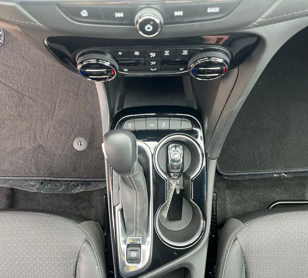 Used 2023 Buick Encore GX Select w/ Sport Touring Package FWD image 26