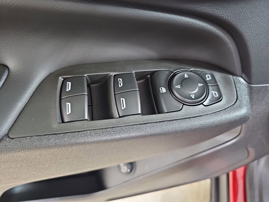 Certified 2024 Chevrolet Equinox LT image 33