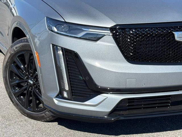 New 2025 Cadillac XT6 Premium Luxury w/ LPO, ONYX Package image 10