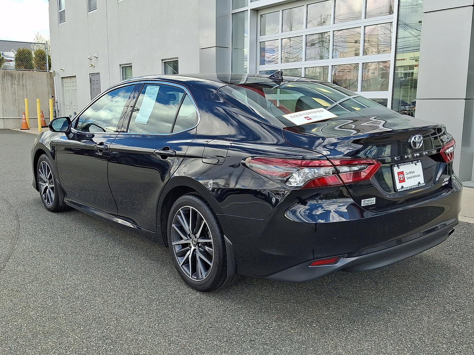 Certified 2024 Toyota Camry XLE w/ Navigation Package image 4