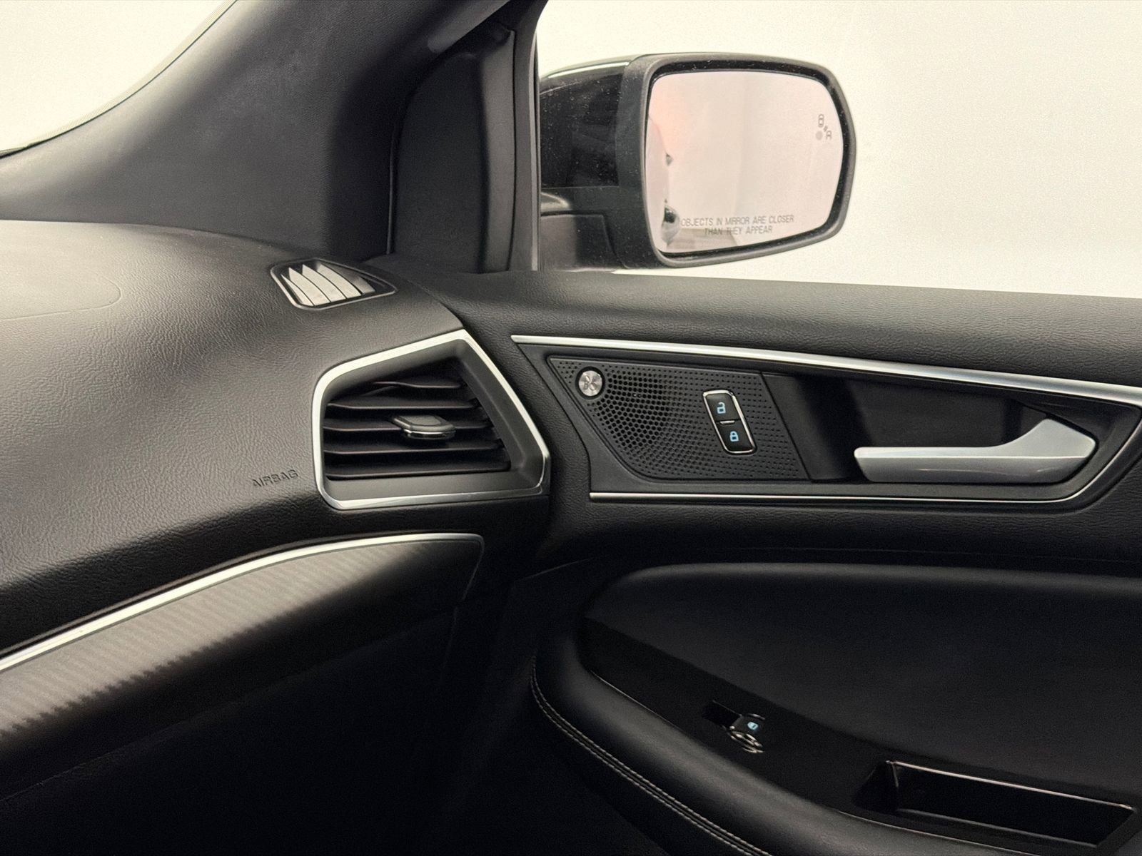 Used 2019 Ford Edge ST w/ Equipment Group 401A AWD/4WD image 30