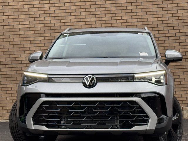 New 2025 Volkswagen Taos SEL image 35