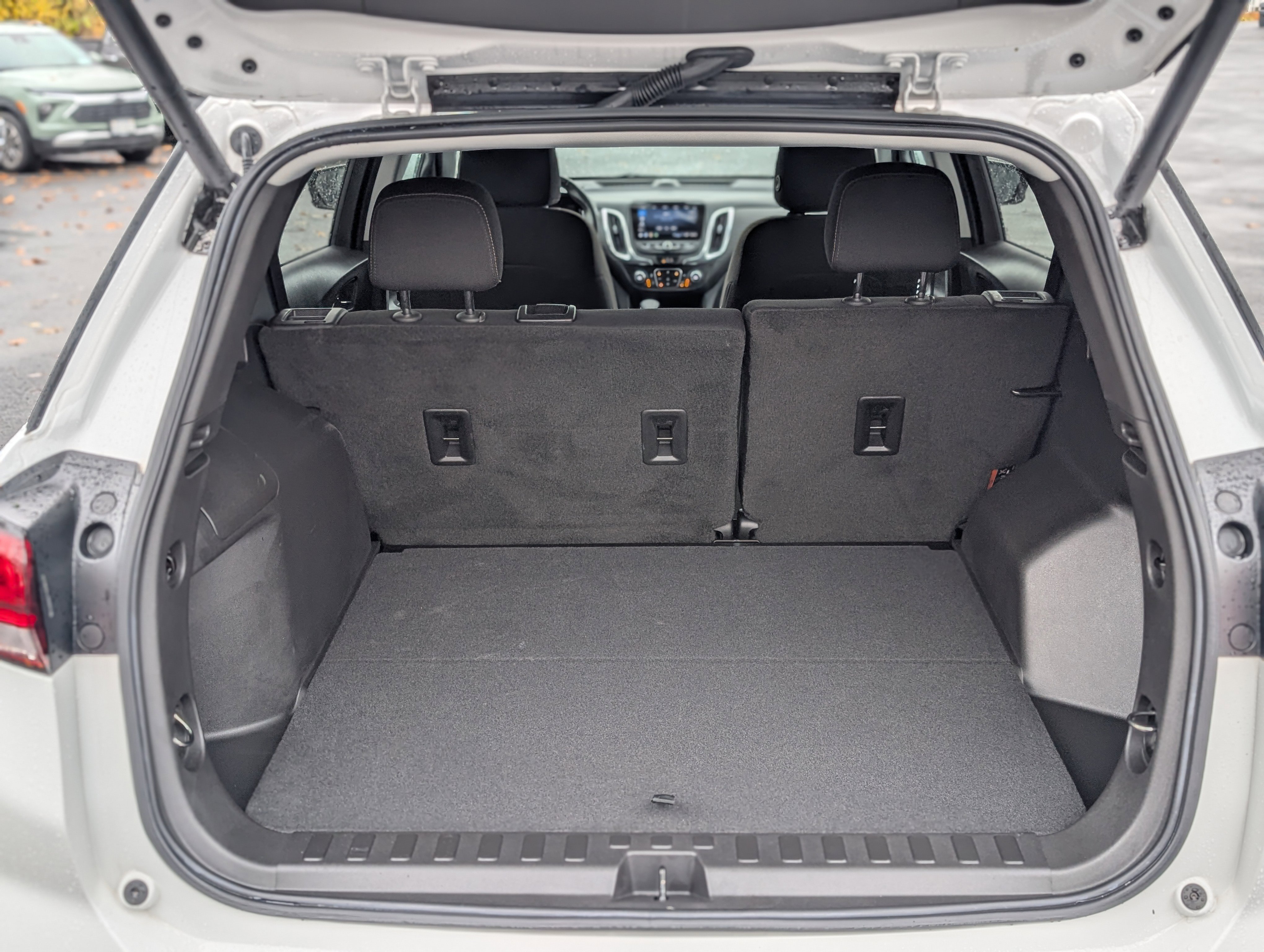 Used 2022 Chevrolet Equinox LT image 36