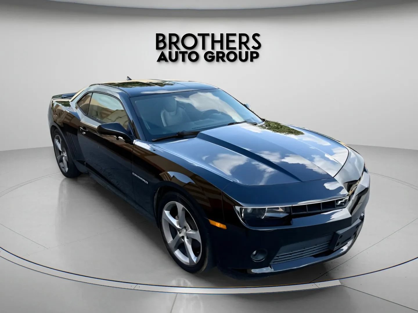 Used 2014 Chevrolet Camaro LT w/ RS Package RWD image 3
