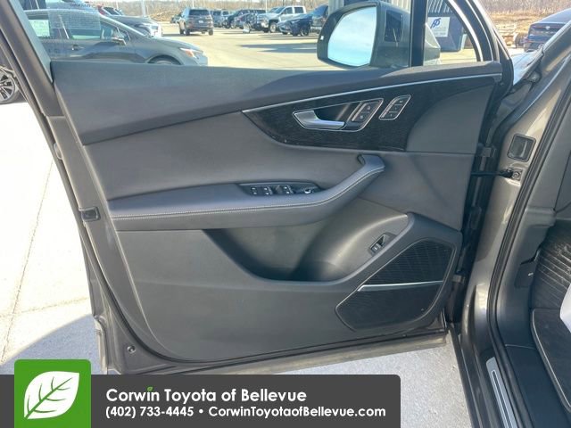 Used 2025 Audi Q7 3.0T Premium Plus image 10