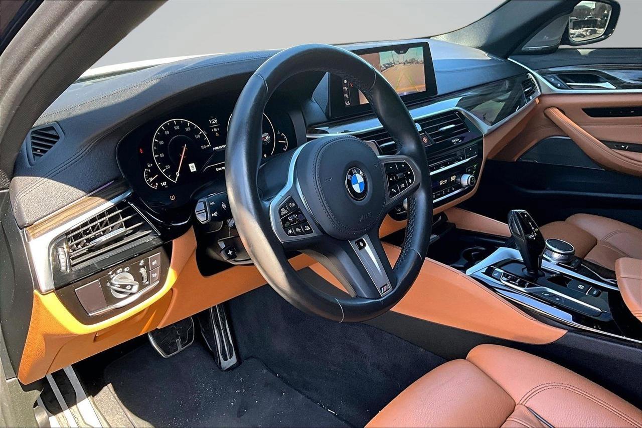 Used 2019 BMW M550i xDrive image 17