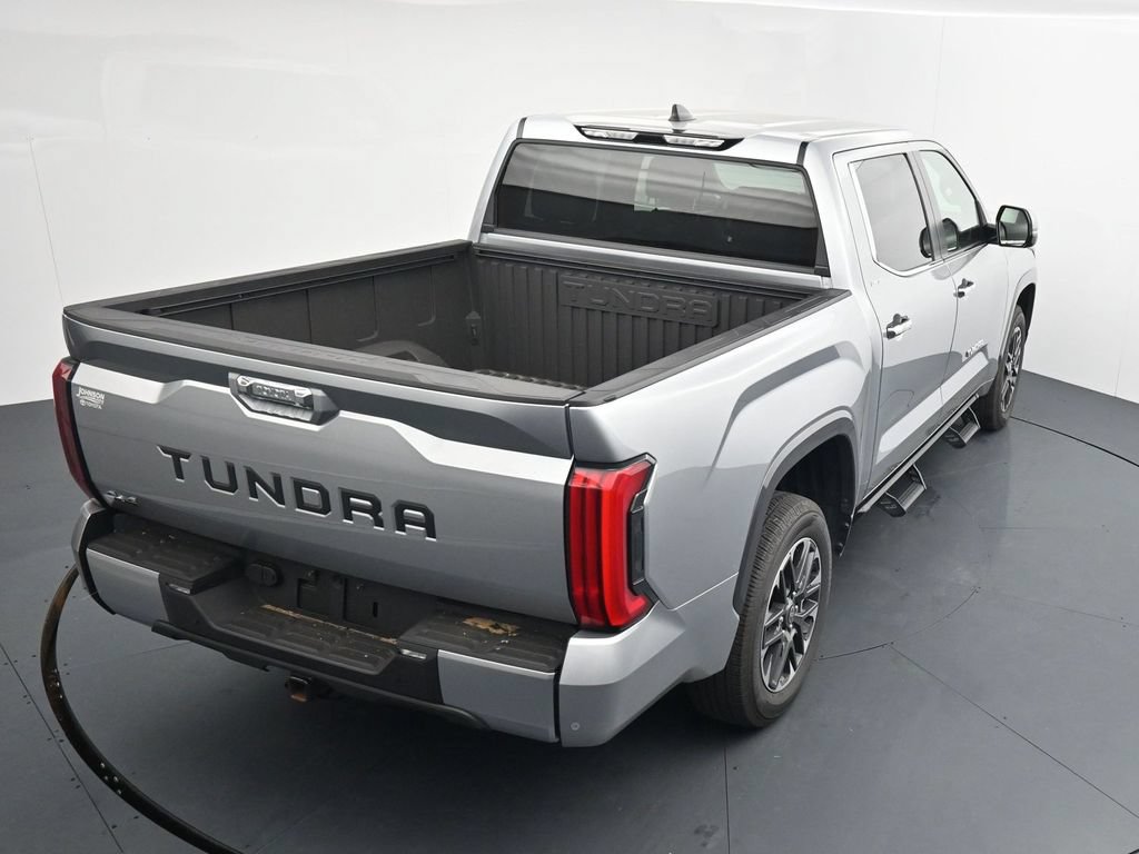 Used 2026 Toyota Tundra Limited AWD/4WD image 15