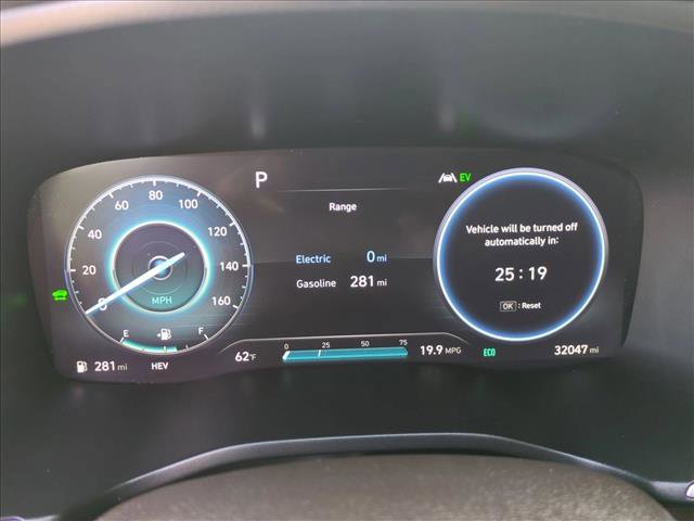 Used 2022 Hyundai Santa Fe Limited image 11