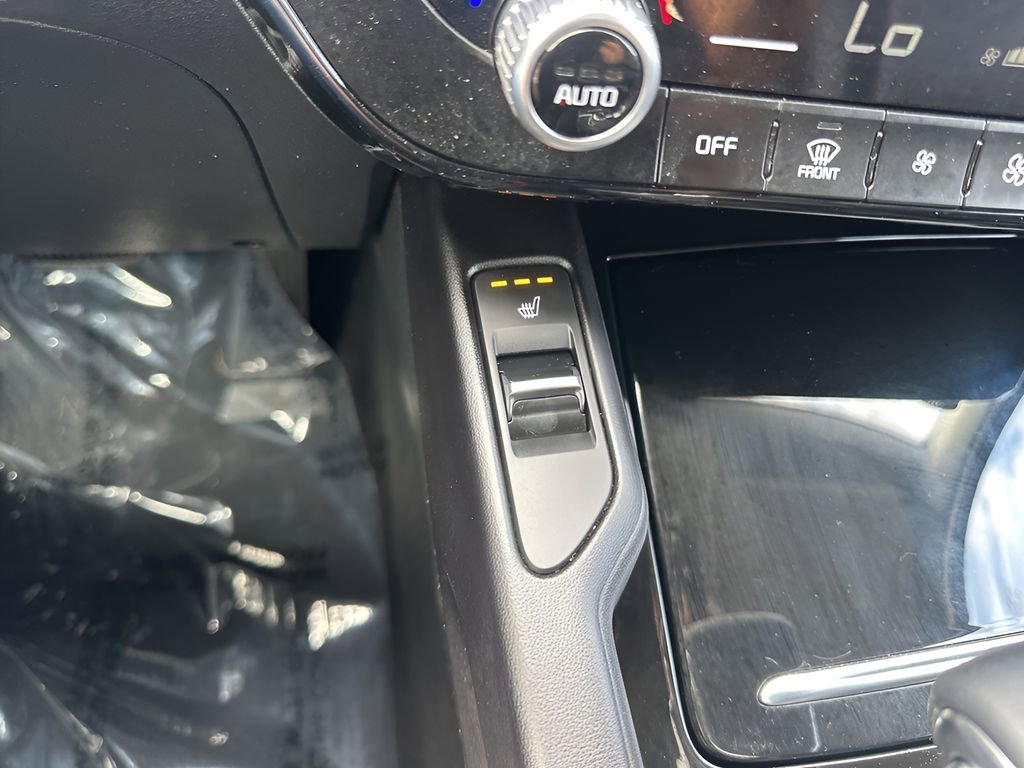 Used 2025 Kia Telluride S image 23