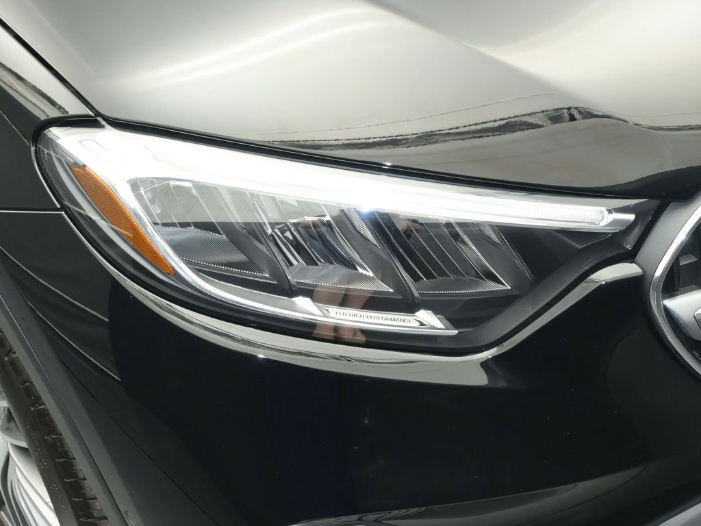 Used 2026 Mercedes-Benz GLC 300 4MATIC image 10