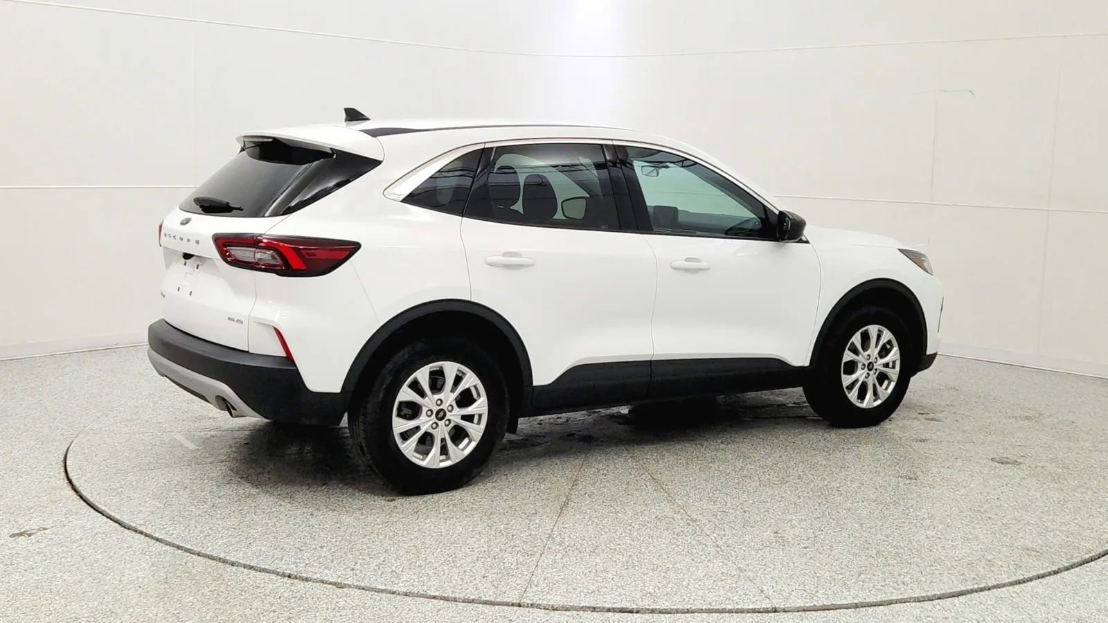 Used 2023 Ford Escape Active image 7